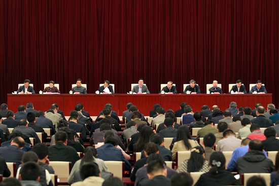 2016年4月12日，中宣部召开“两学一做”学习教育动员部署会，中共中央政治局委员、中央书记处书记、中宣部部长刘奇葆出席并讲话。