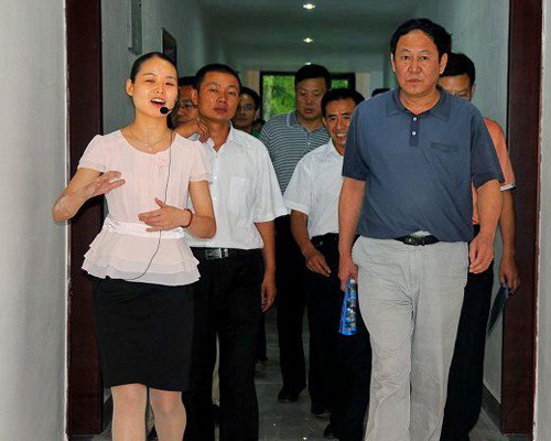 湖北宣恩:“党建导游员”为基层党建加油助威--中国共产党新闻-人民网