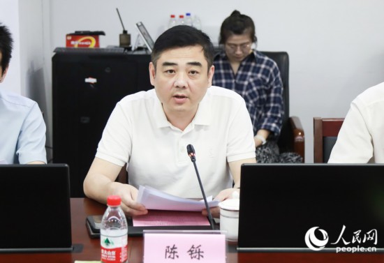 福州新區管委會黨政辦公室副主任陳鑠。