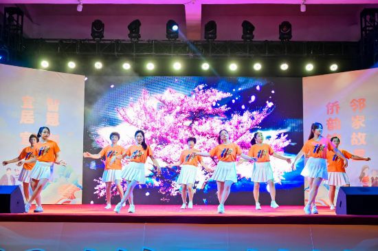 錦裡村裡也有“村晚”。中共海滄區委社會工作部供圖